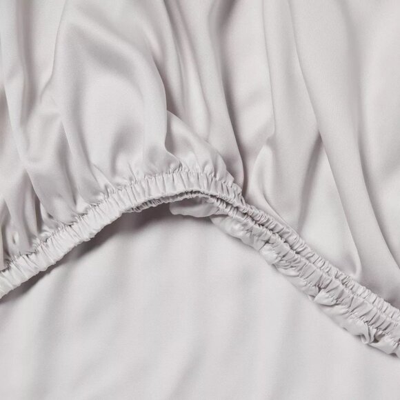 Threshold 100% Lyocell Comfort Light Gray King Fitted Sheet Up to 18" NWOT - Picture 1 of 5